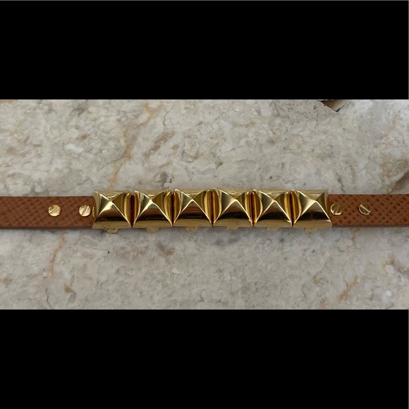 Michael Kors Pyramid Saffiano Tan Leather Bracelet - Picture 6 of 11